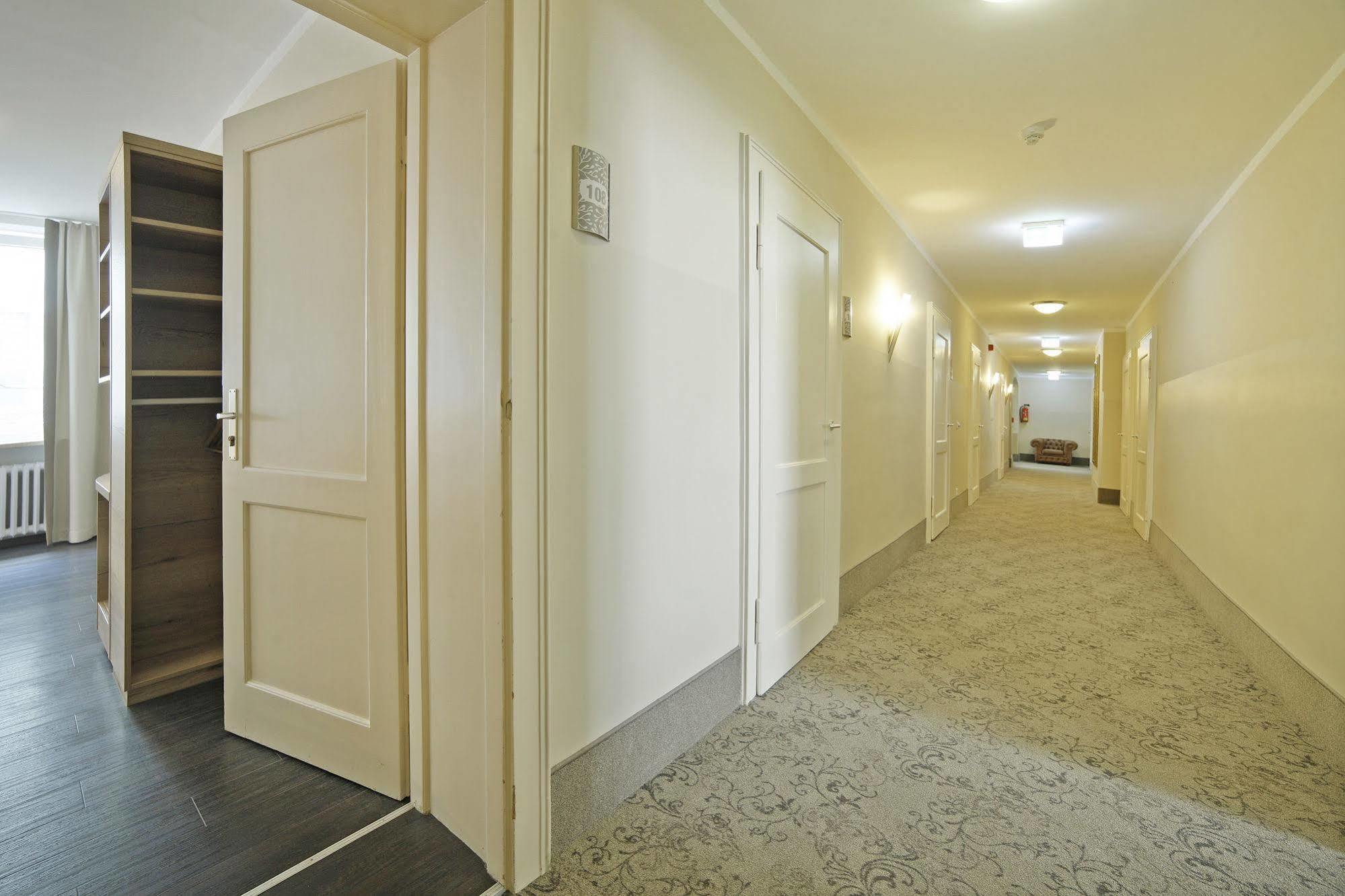 Haberstock 3*